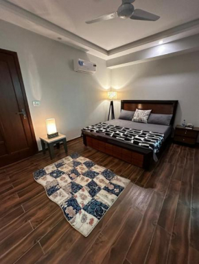 1BHK Cozy Condo with City View
